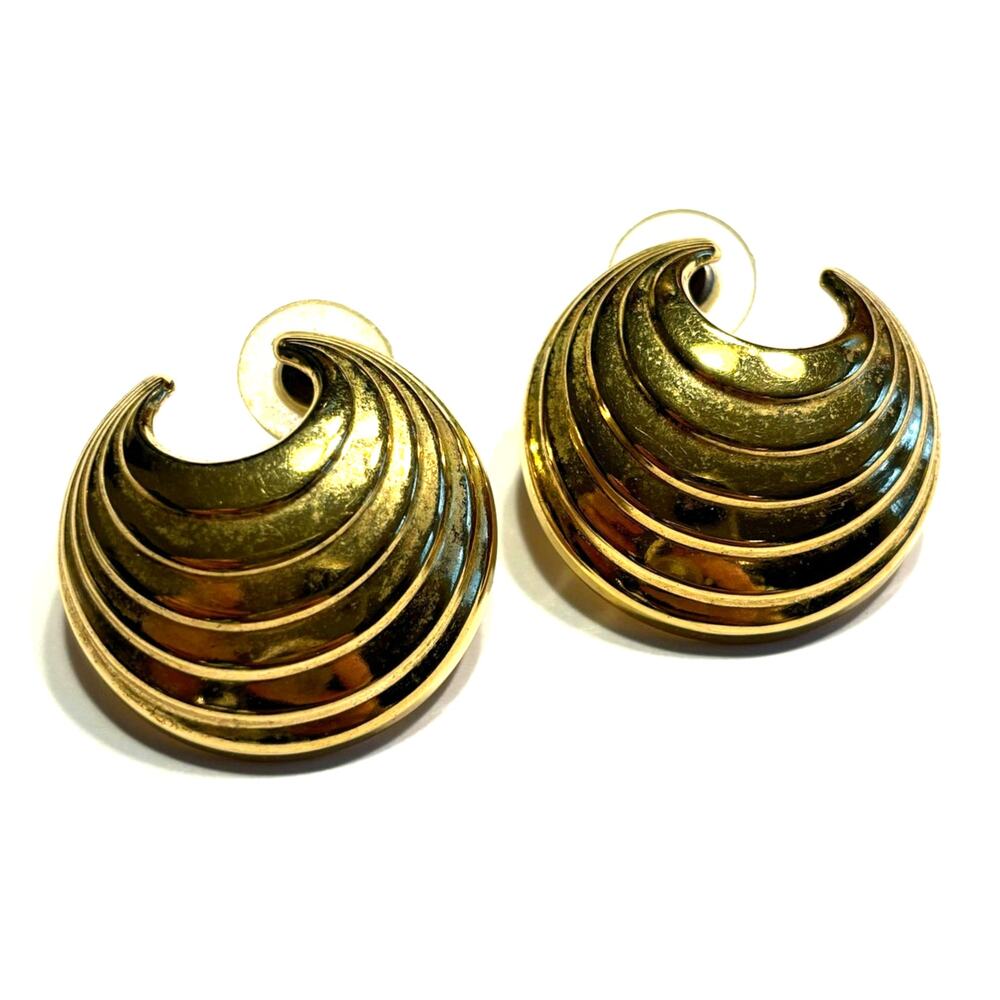 Gold pierced earrings vintage 1980s Boss Lady textured swirled rounds classics